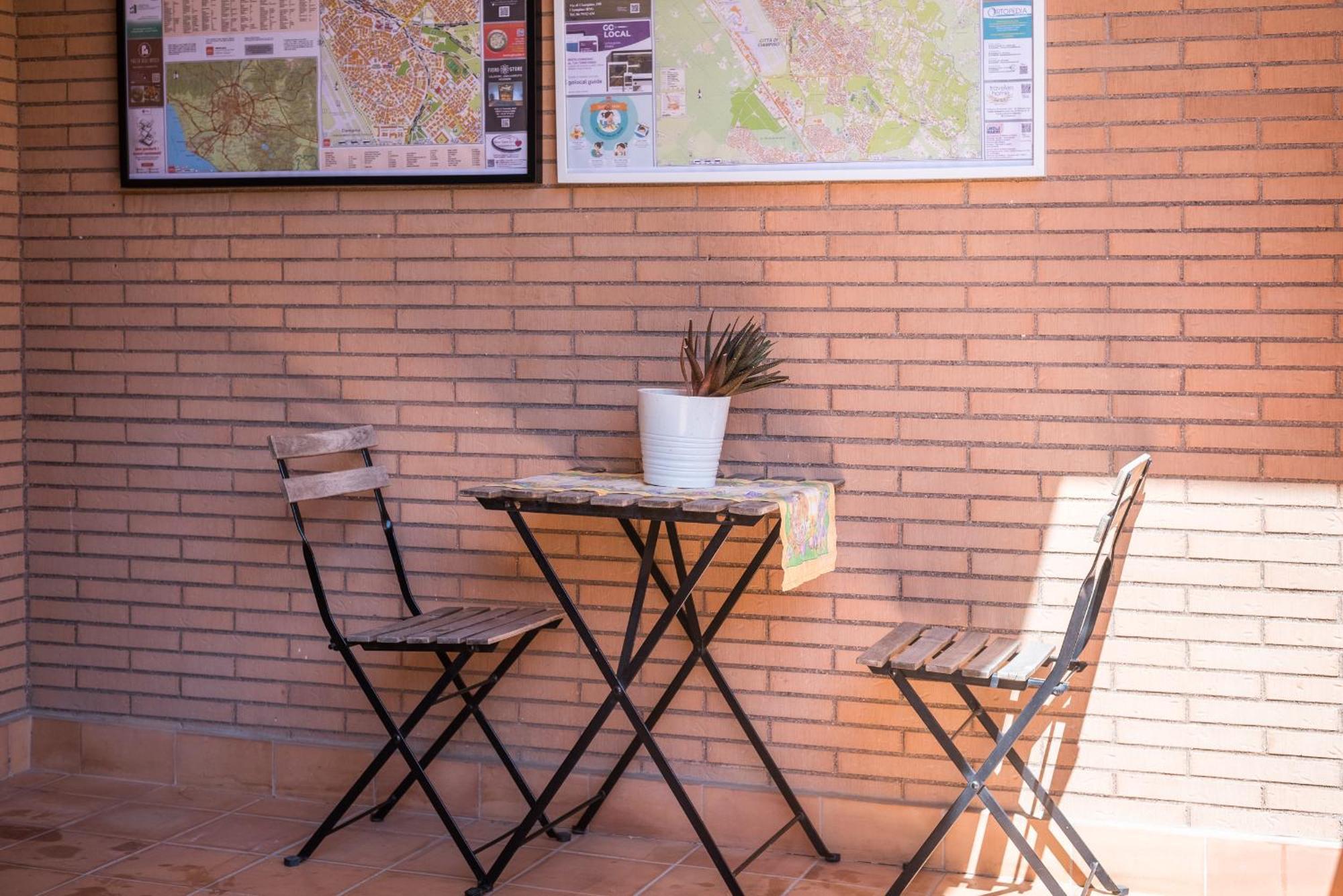 Travelershome Ciampino Suite Exterior foto