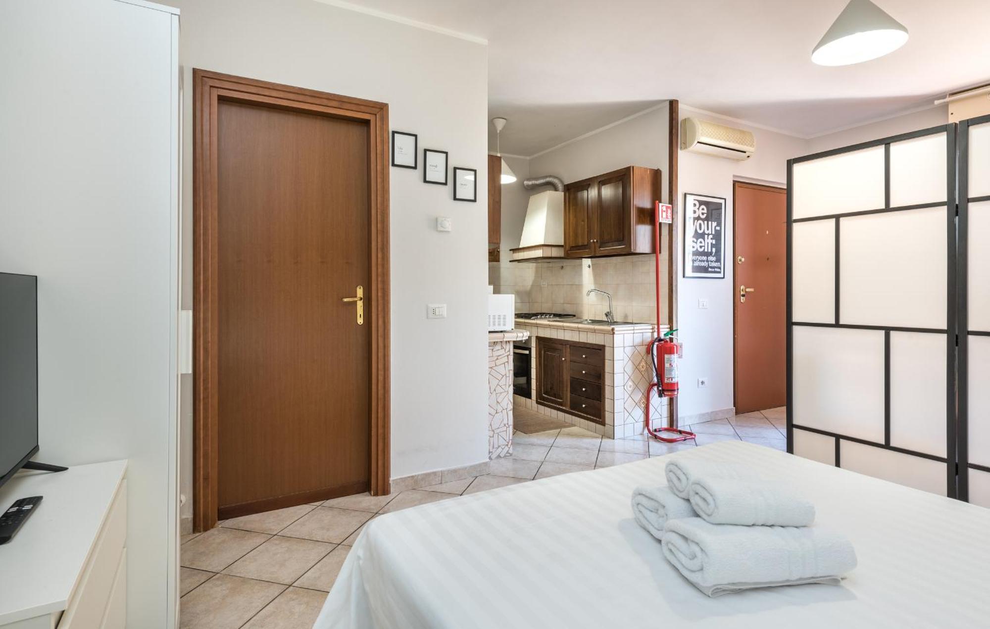 Travelershome Ciampino Suite Exterior foto